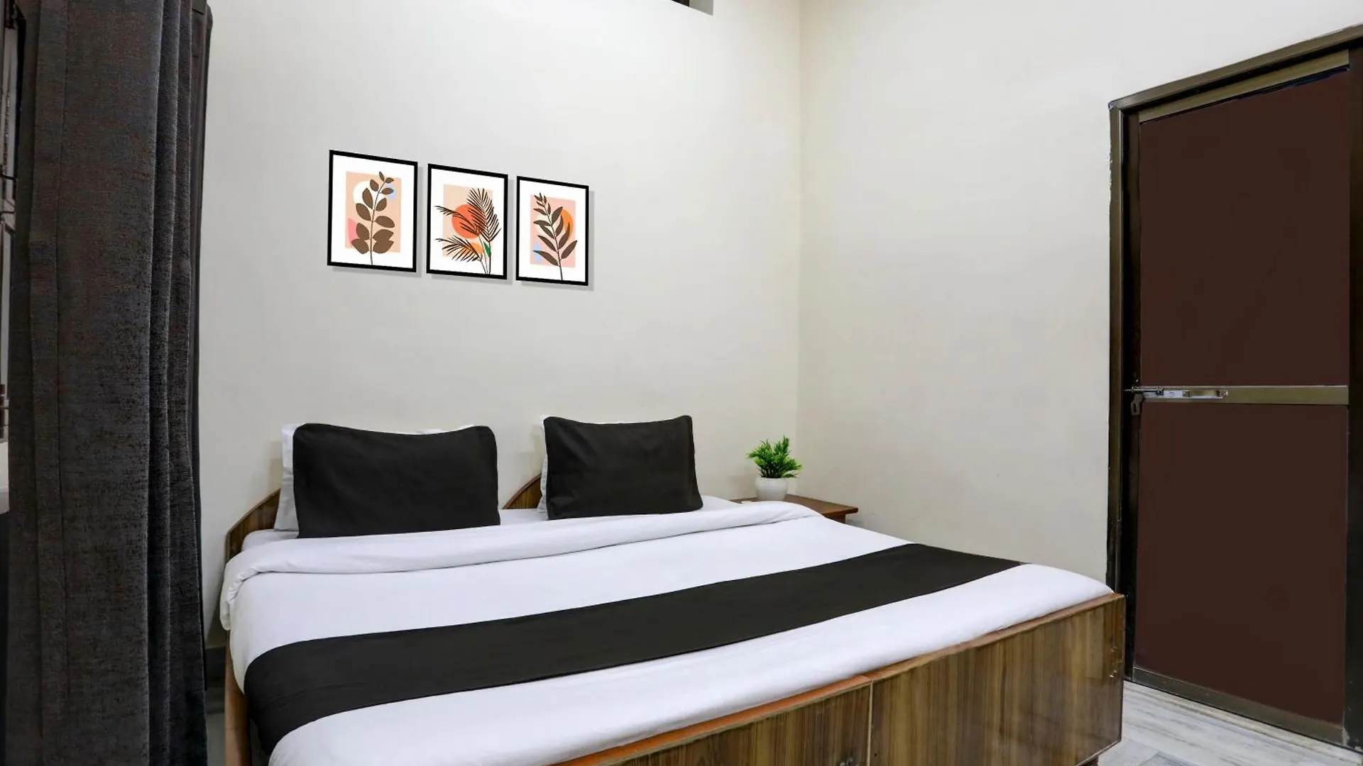 Hotel O Stay Varanasi Cantt 3*,