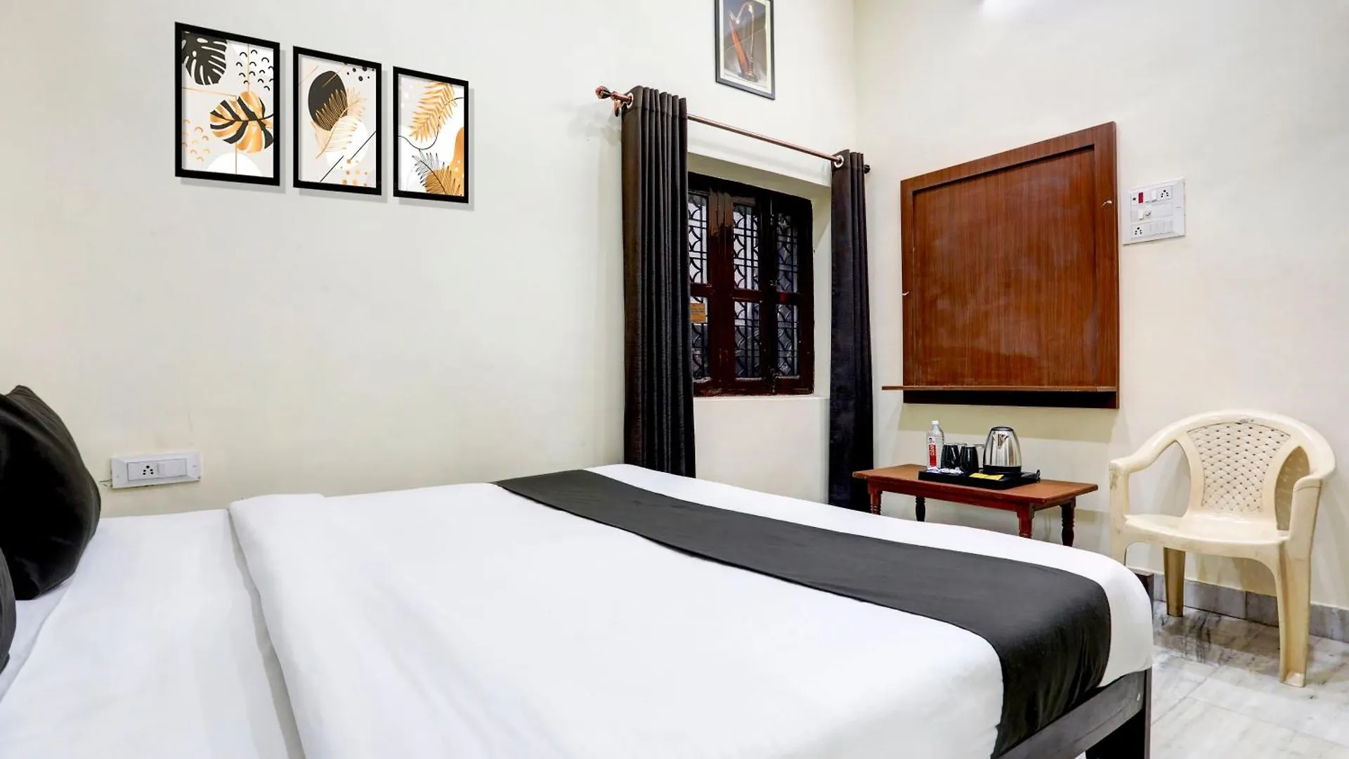 Hotel O Stay Varanasi Cantt 3*,  Ινδία