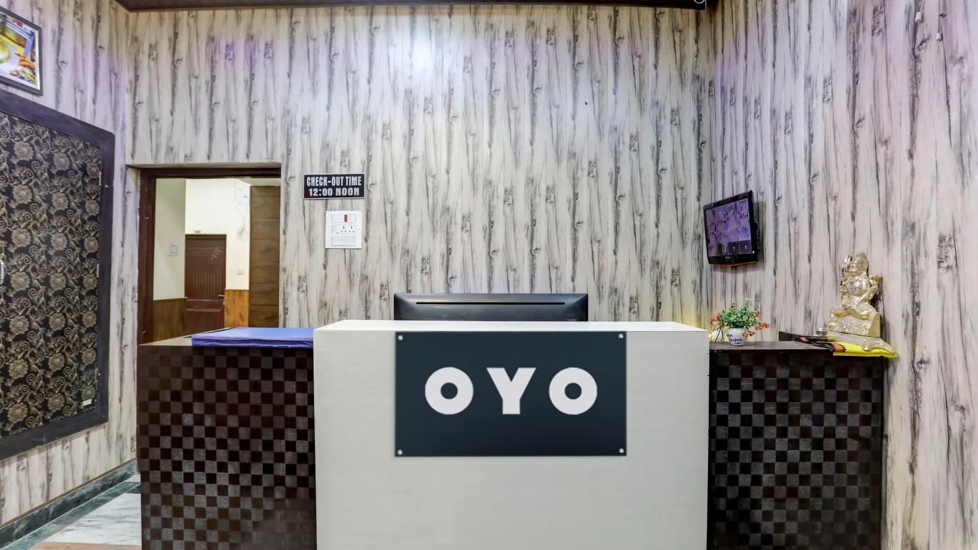 Hotel O Stay Varanasi Cantt