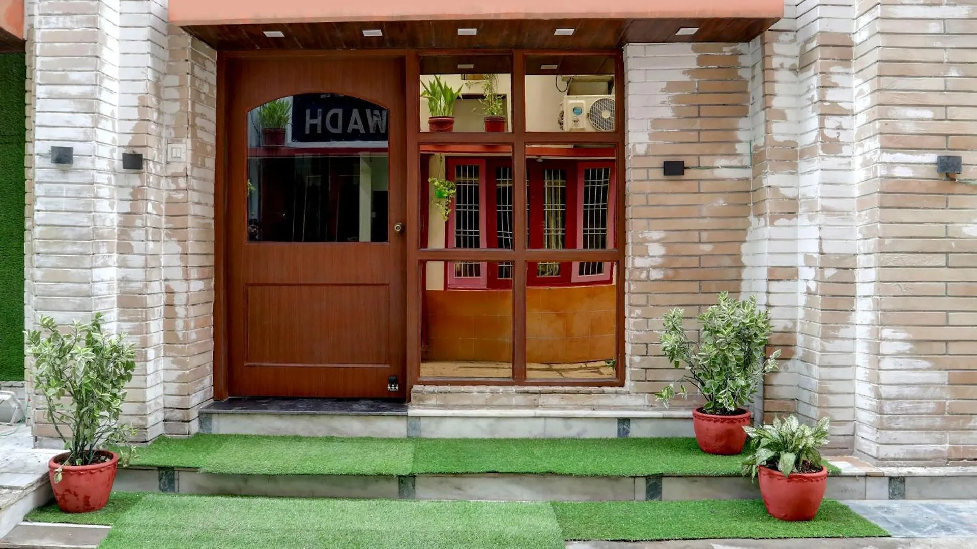 Hotel O Stay Varanasi Cantt 3*,  Ινδία