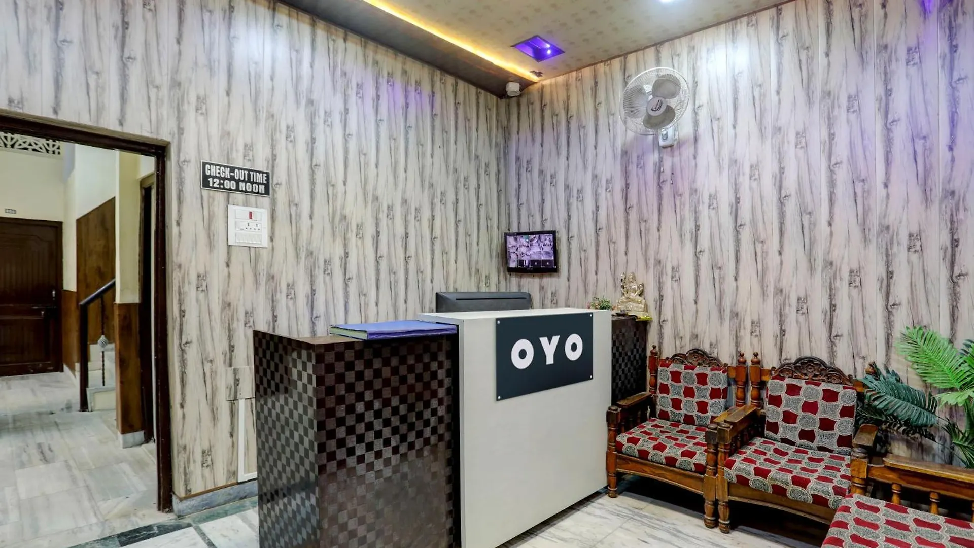 Hotel O Stay Varanasi Cantt